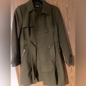 Express trench coat. Olive green.